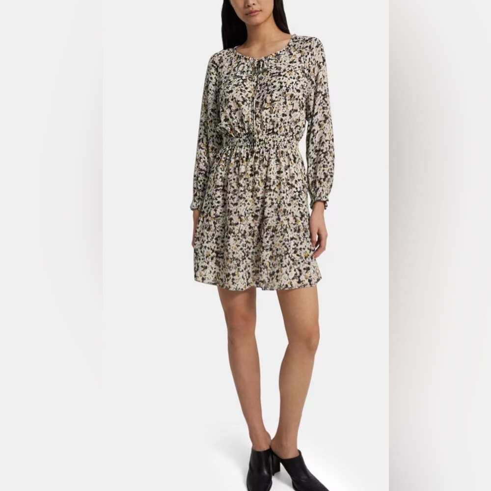 Thoery Gathered Shirt Dress in Floral Silk Crepe, Size‎ S